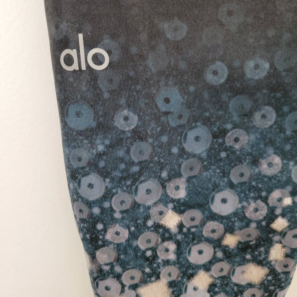 Alo Airbrush Legging size Medium - Picture 4 of 5